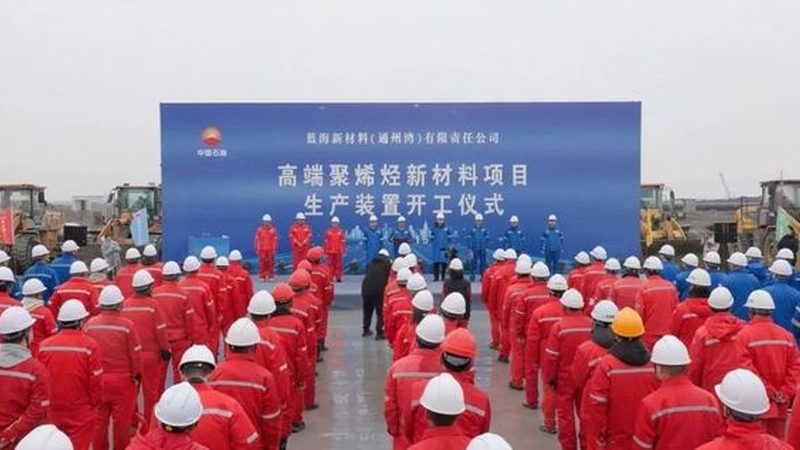 性能优势：轻与强的极致组合