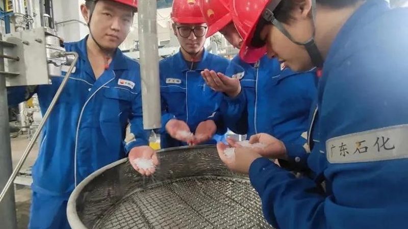 食品级塑料原料如何选？耐高温型号解析**